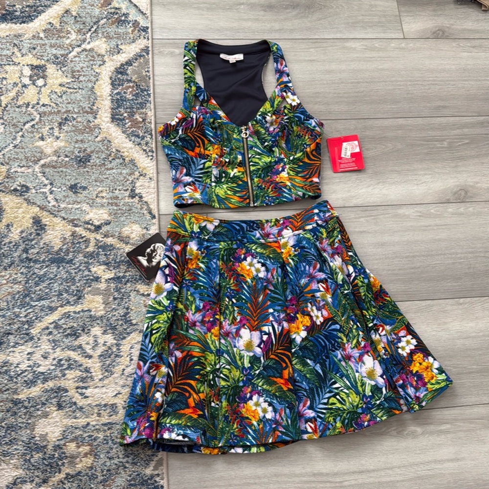 Marilyn Monroe A line skirt and Cut out crop top